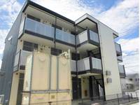 レオパレスあいりすの外観