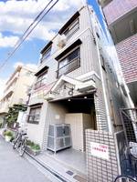 アヴァンツァーレ上新庄の外観