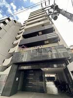 スワンズシティ難波ノーブルの外観