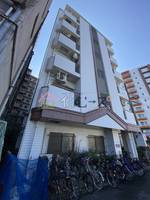 メゾンドゥ・レイナIIIの外観