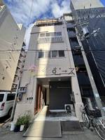 窪田ビルの外観