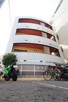 「PINETREE」304の外観