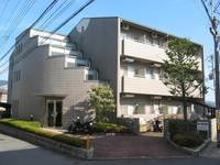 「クレール山陵」302の外観