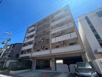 クリーデンス新大阪の外観