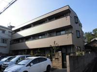 ラトゥール江坂の外観