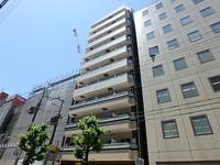 オリエンタル江坂の外観