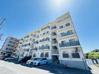 エメラルドマンション五日市保井田502の外観