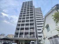 LUXENA KADOMAの外観