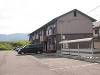 ロイヤルガーデン白狐 A棟の外観