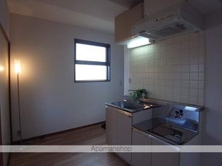 修栄マンションの画像