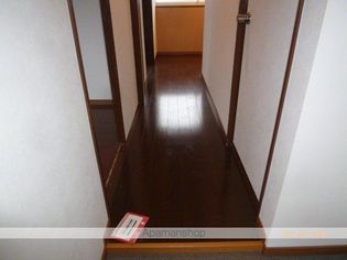 コミール小脇の画像