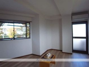 修栄マンションの画像