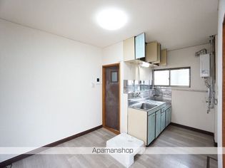 イーストエイトの画像