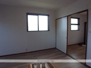 修栄マンションの画像