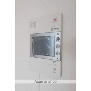 コンフォリア東新宿の画像