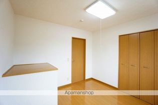 一棟二戸貸家(西22南3)の画像