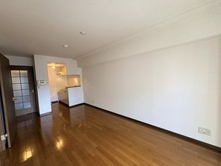 ラ・コンテ栄通の画像