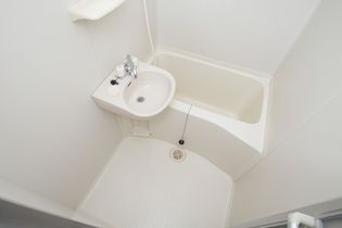 レオパレスアオキの画像