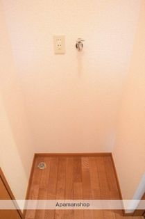神奈川県藤沢市亀井野2丁目の賃貸アパートの画像