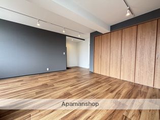 館出マンションの画像