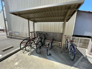 プラティーク安良田の画像