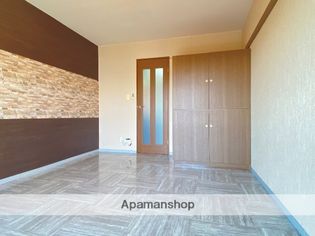 初生マンションの画像