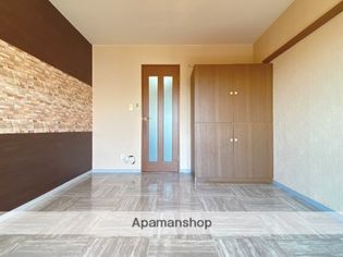 初生マンションの画像