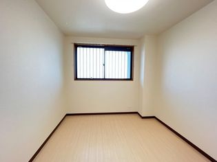 シャインヒルズの画像