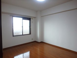 ロイヤルメゾン植田山の画像