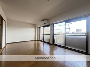 ロイヤルメゾン植田山の画像