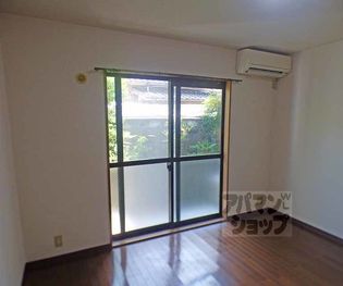 ジョヴィアルI・IIの画像