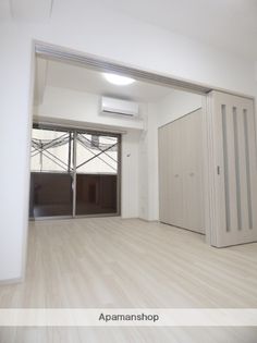 スプランディッド新大阪キャトルの画像