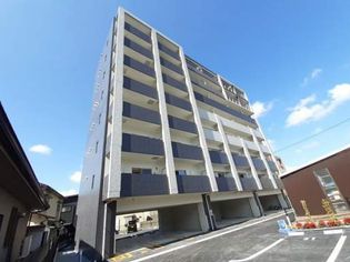 エンラージ・タワーの画像