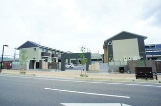 ヴィルヌーブ伍番街 C棟の画像