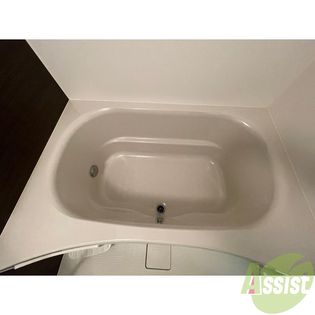 Arvita宮城野のこちらはバスルームになります。追い焚き機能付です。