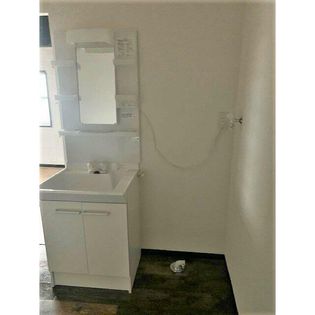 第一青木マンションの洗面台は新設しました