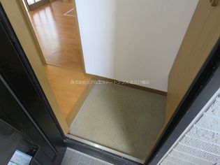 ロイヤルシャトーH棟の画像