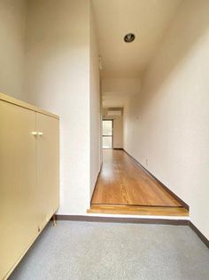 コアクレスト福生の玄関