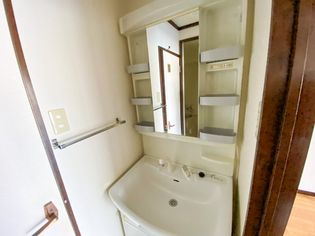 ルミネ己斐の画像