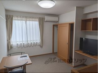 レオパレス白山荘の洋室