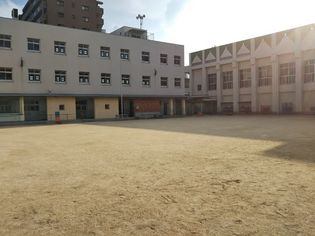 大阪市立南恩加島小学校(小学校)まで362m