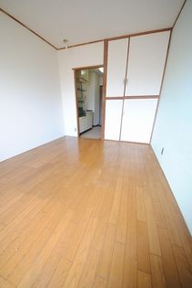 サンライズヒガシラの写真は304号室