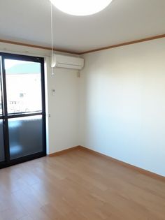 パンセの12.3帖の広々洋室♪