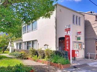 高知はりまや町郵便局(郵便局)まで98m