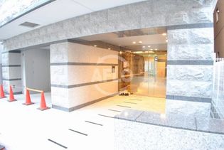 フォーチュン心斎橋イーストのエントランス