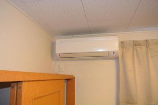 レオパレスKATSURAGIのエアコン