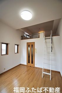 イル・グラッツィア高宮Iの画像