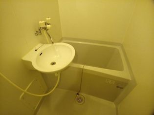 レオパレスLTJの日々の暮らしに欠かせないお風呂です