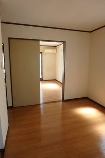 メゾン栗木台の画像