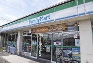 ファミリーマートマイコンシティ入口店(コンビニ)まで485m